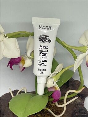 Hard Candy Eyes the Limit Eye Shadow Primer – NWT ✨